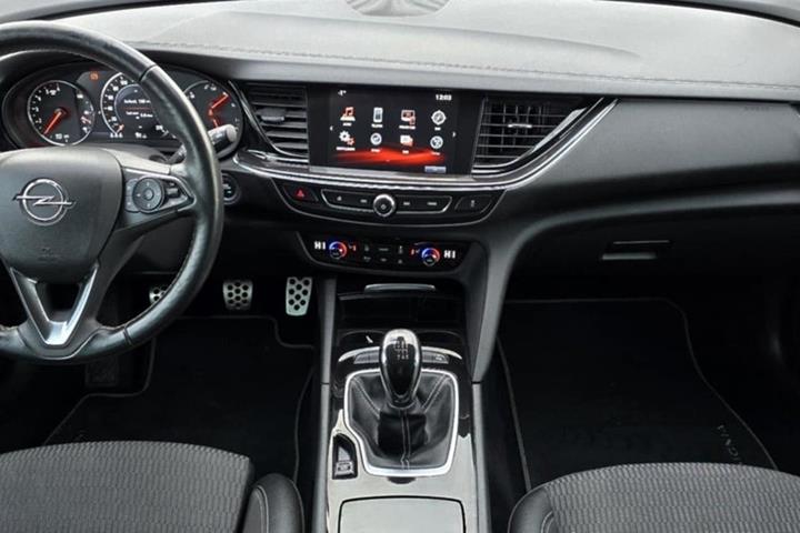 undefined Opel Insignia fra 2018