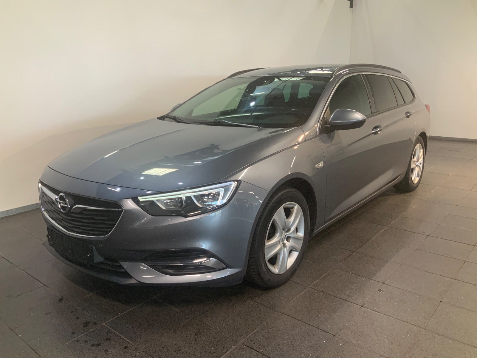 Opel Insignia 1,5 T 140 Enjoy Sports Tourer
