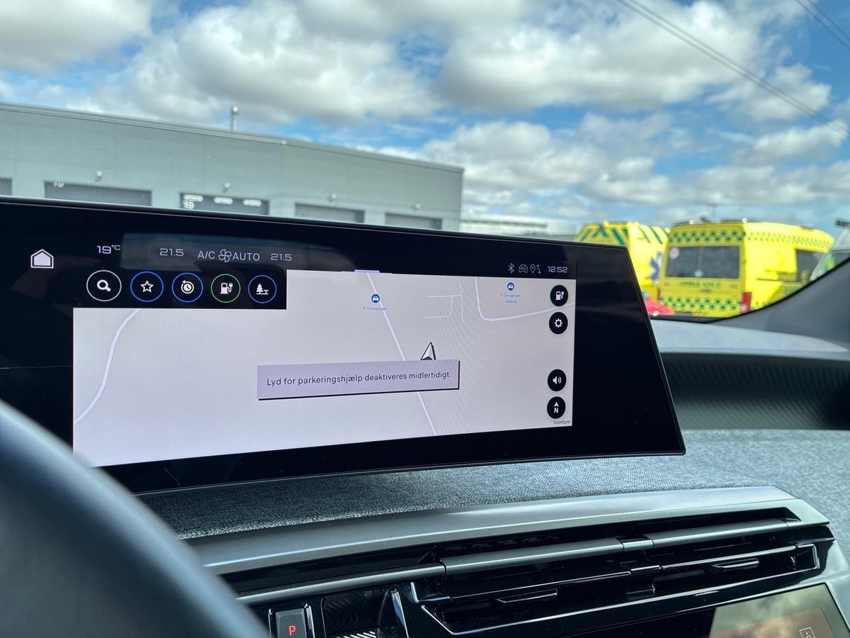 Sort Peugeot e-5008 fra 2025