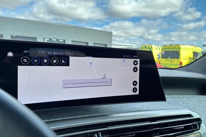 Sort Peugeot e-5008 fra 2025