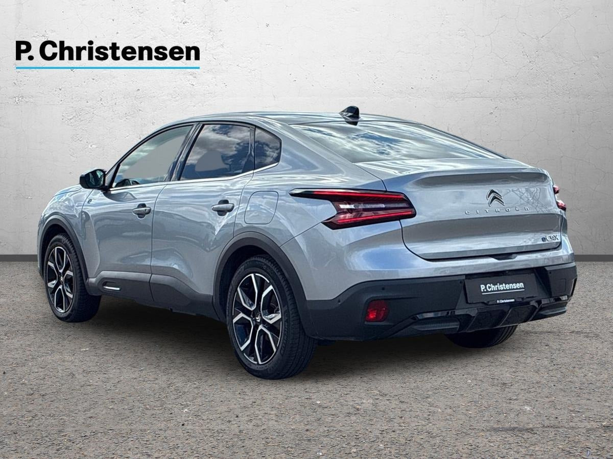 Sølv Citroën ë-C4 X fra 2023