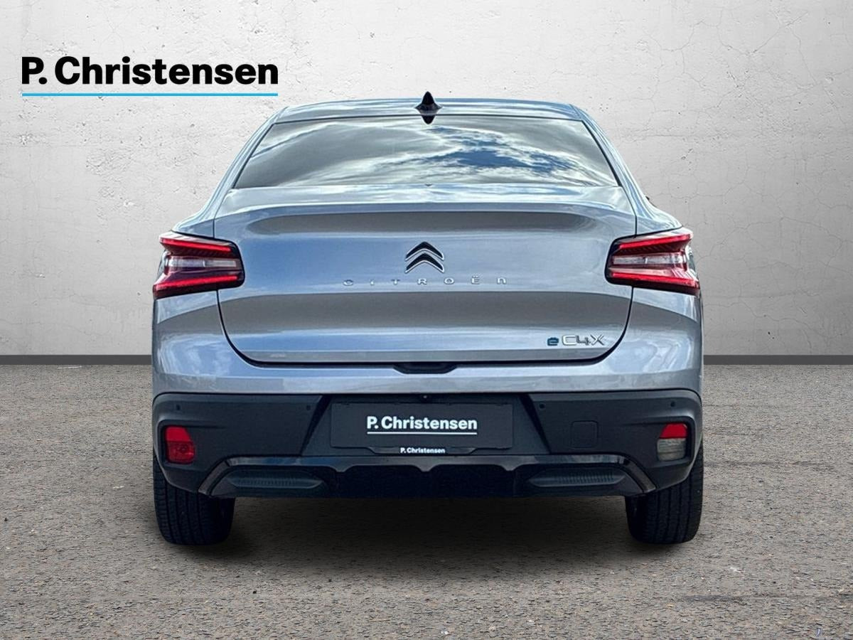 Sølv Citroën ë-C4 X fra 2023