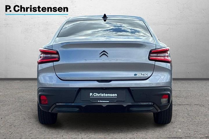 Sølv Citroën ë-C4 X fra 2023