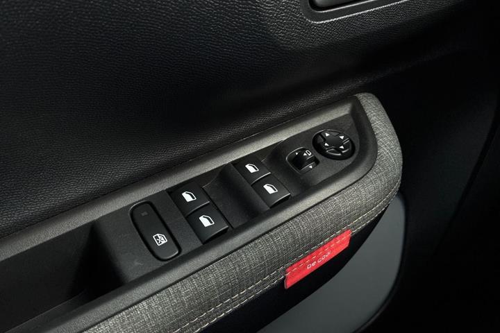 Grå Citroën e-C3 Aircross fra 2025