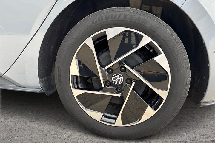 Grå VW ID.3 fra 2024