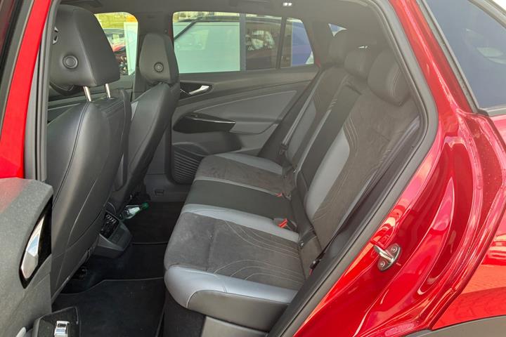 Rød VW ID.4 fra 2024