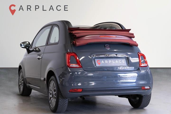 Grå Fiat 500C fra 2018