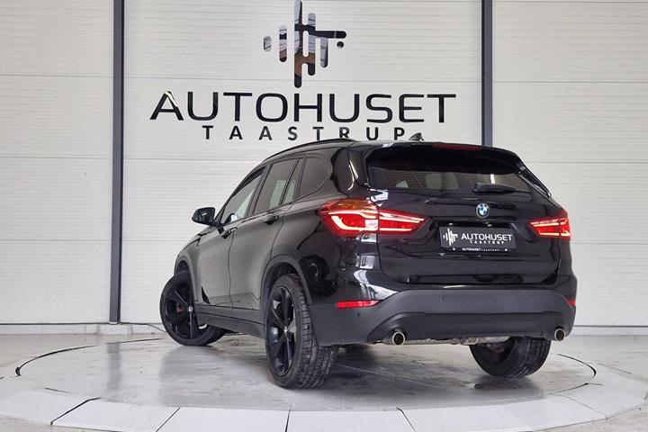 Sort BMW X1 fra 2019