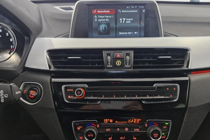 Sort BMW X1 fra 2019