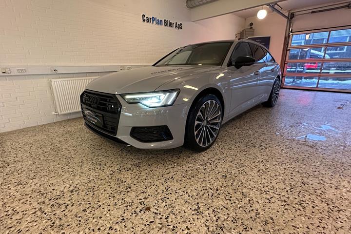 Grå Audi A6 fra 2020