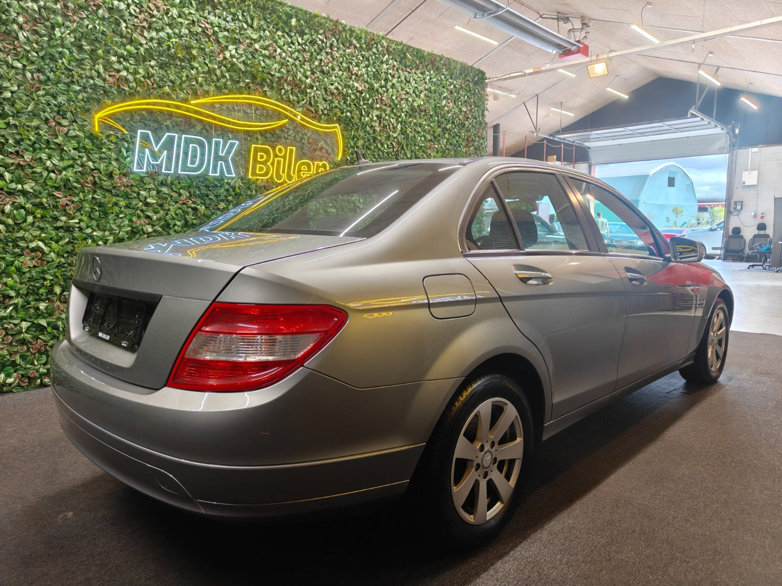 undefined Mercedes C180 fra 2009