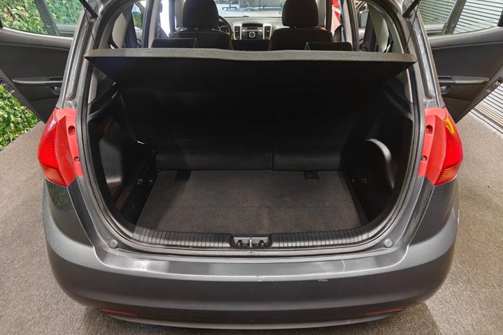 undefined Kia Venga fra 2010