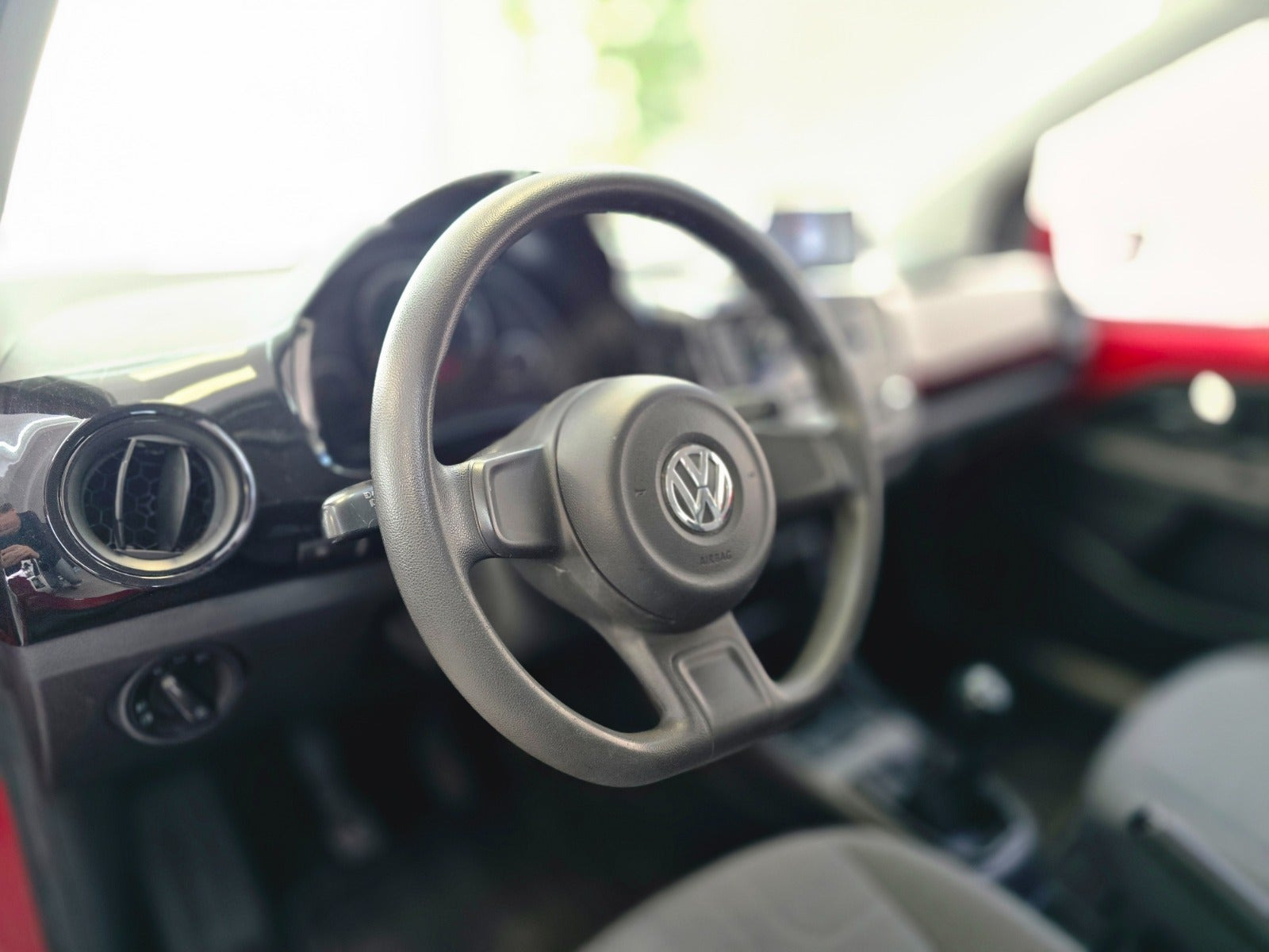 Rød VW UP! fra 2013