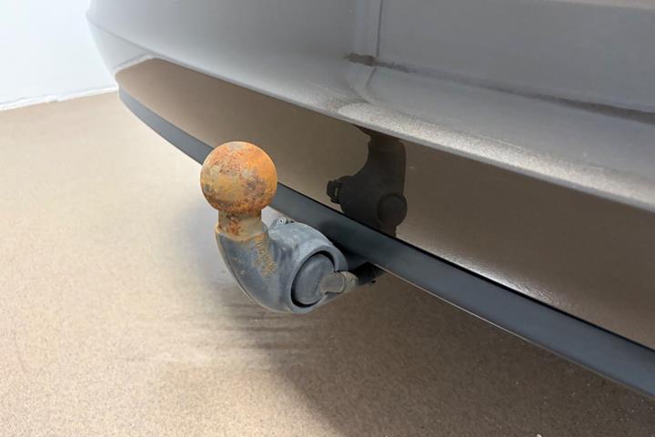 Brun VW Sharan fra 2015