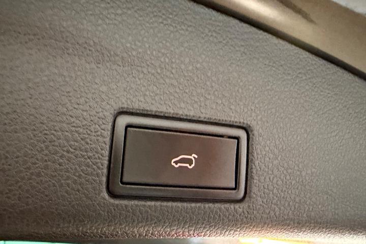 Brun VW Sharan fra 2015