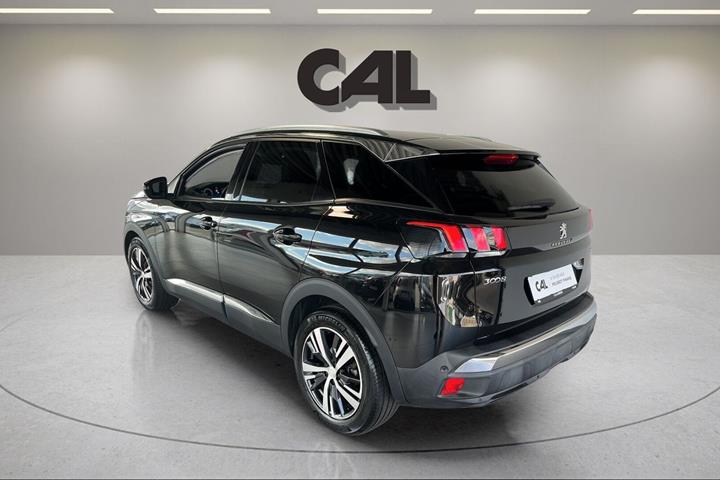 Sort Peugeot 3008 fra 2018