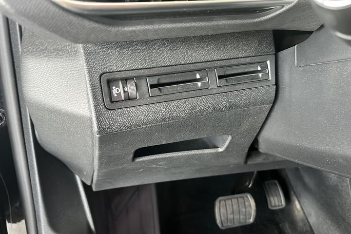 Sort Peugeot 3008 fra 2018