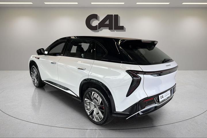 Hvid Hongqi EHS7 fra 2025