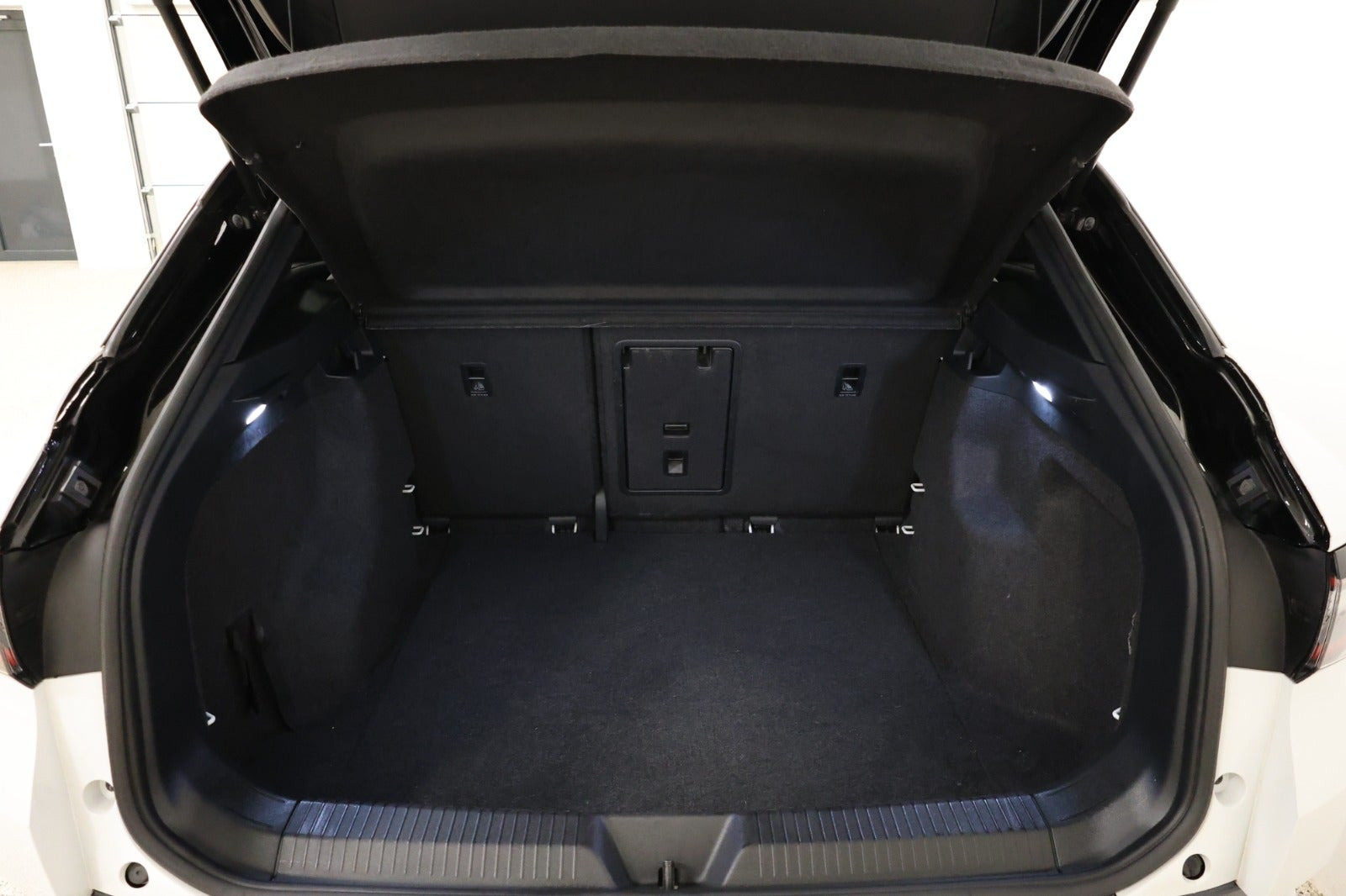 Hvid VW ID.4 fra 2021