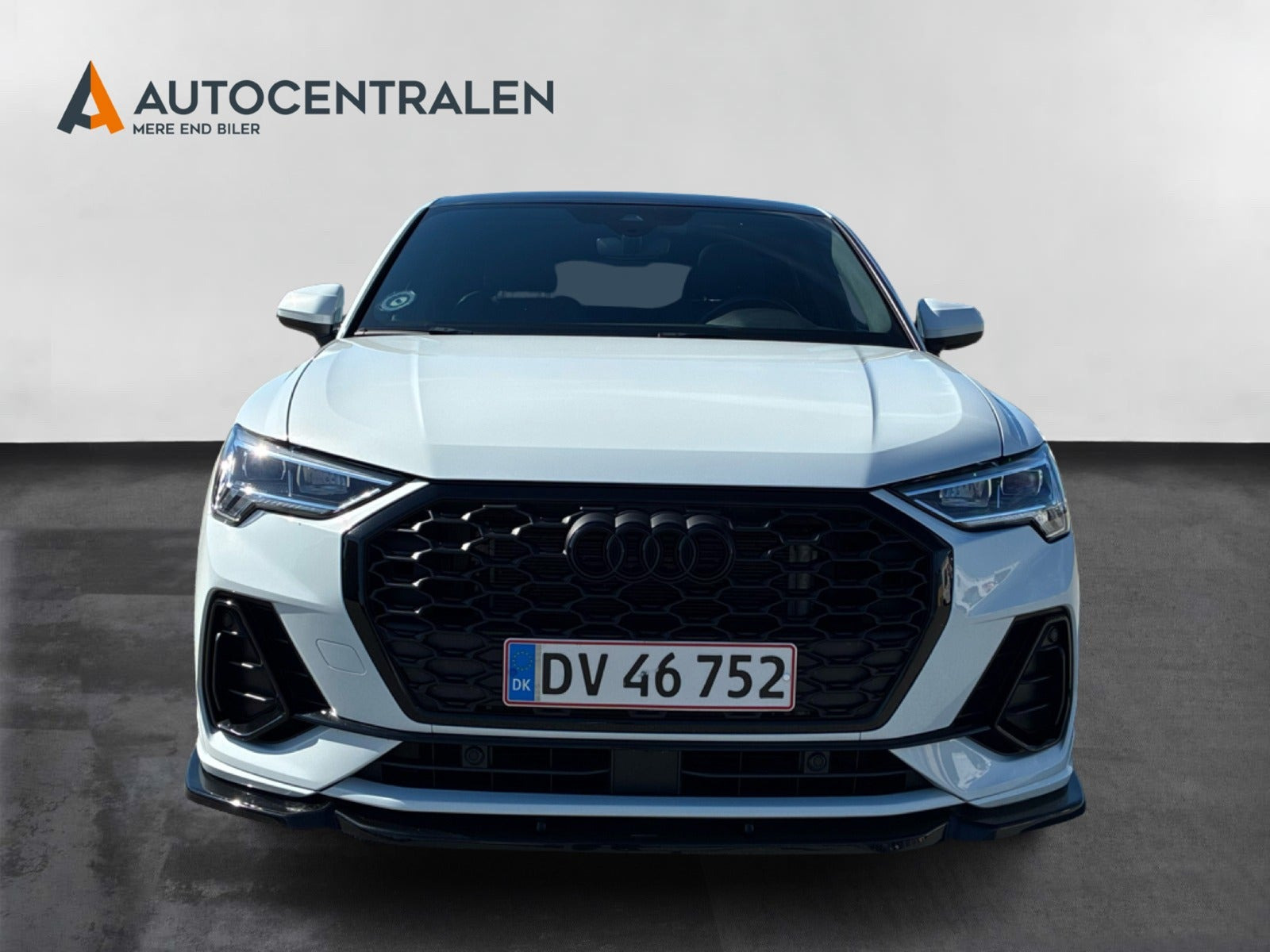 Hvid Audi Q3 fra 2024