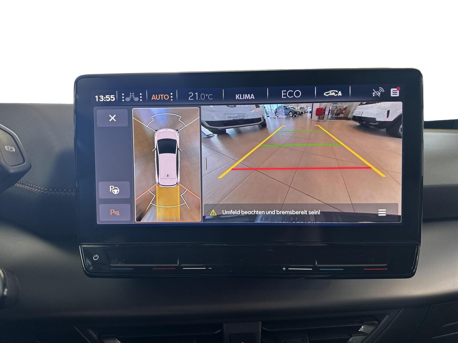 Blå Cupra Born fra 2023