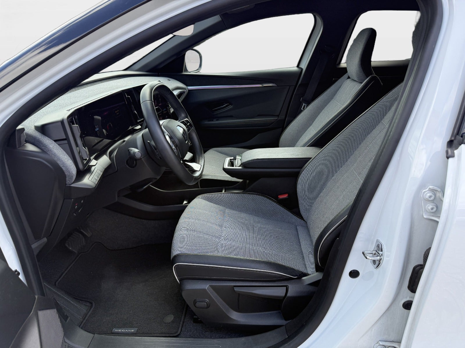 Hvid Renault Megane E-Tech fra 2023