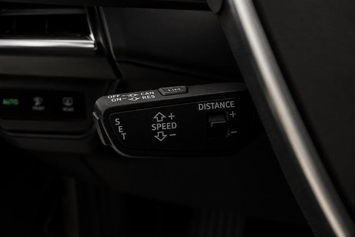 Grå Audi e-tron GT fra 2022