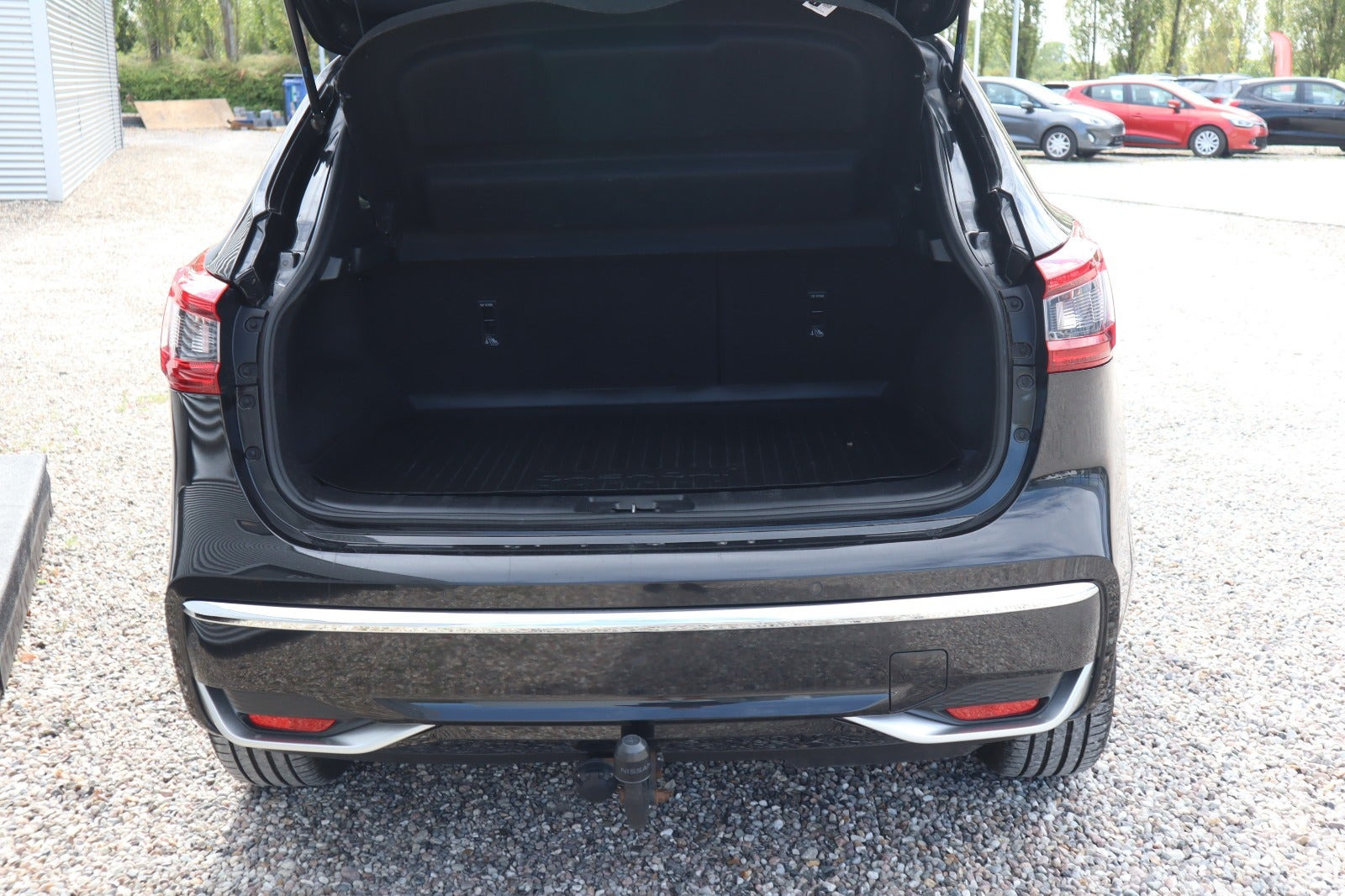 Sort Nissan Qashqai fra 2019