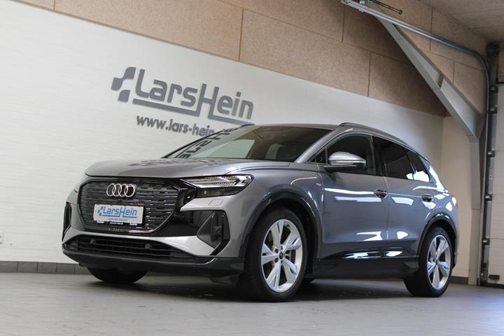Grå Audi Q4 e-tron fra 2025
