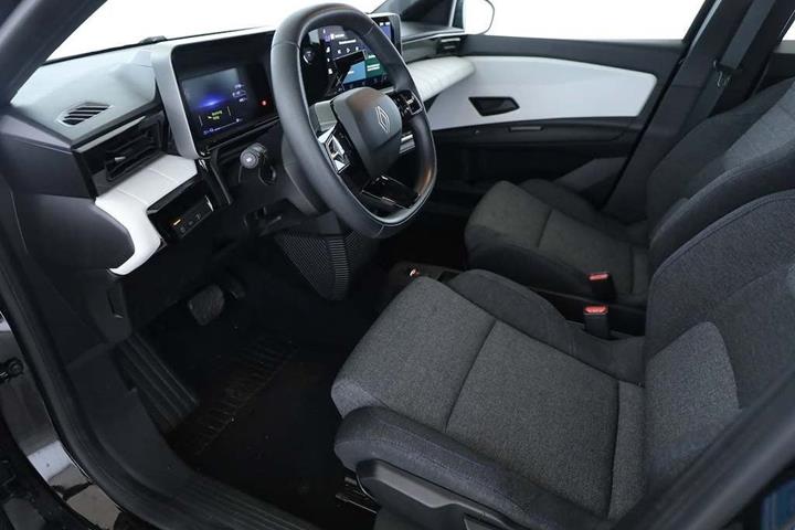 Sort Renault 5 E-Tech fra 2025