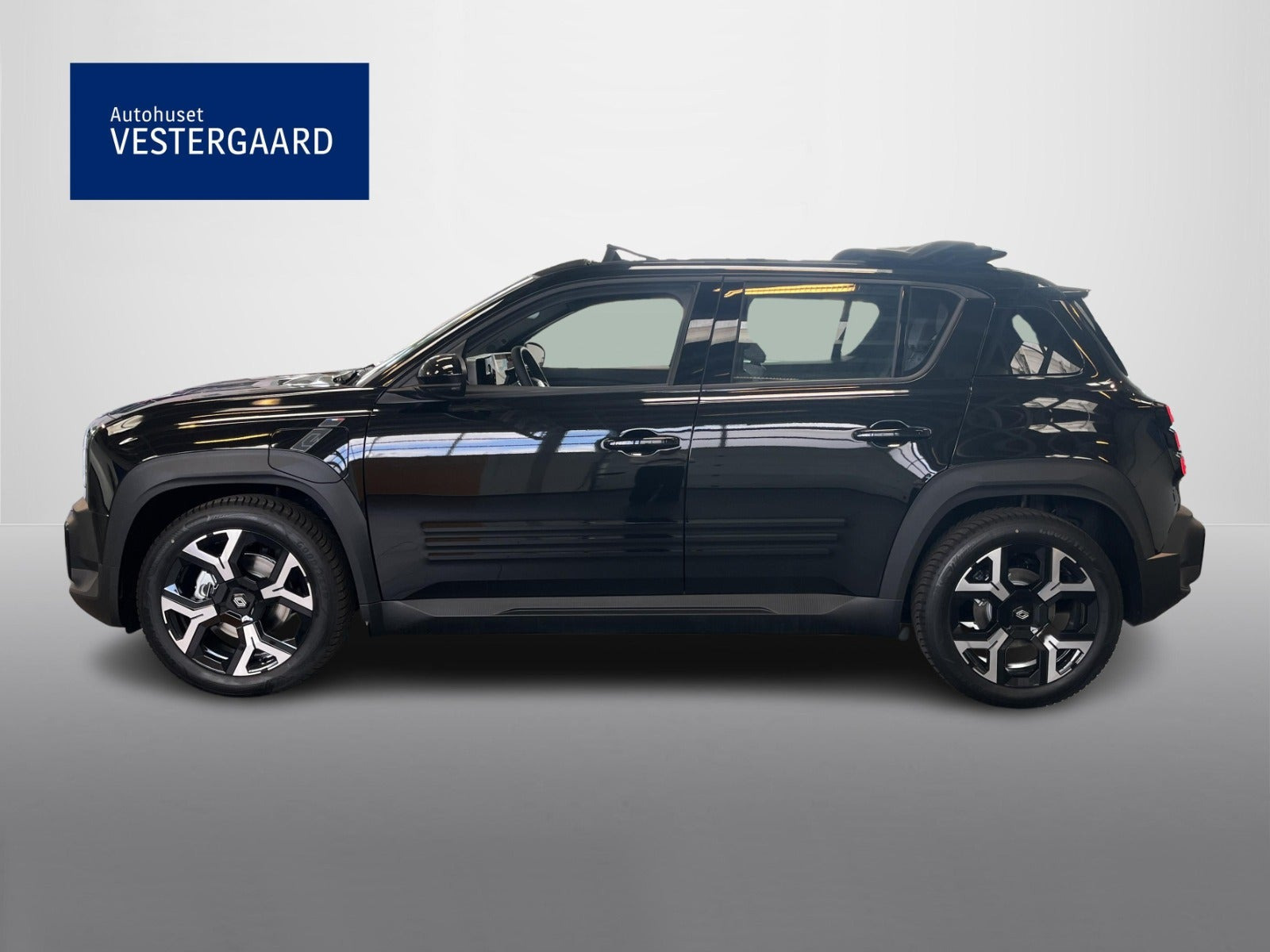 Sort Renault 4 E-Tech fra 2026
