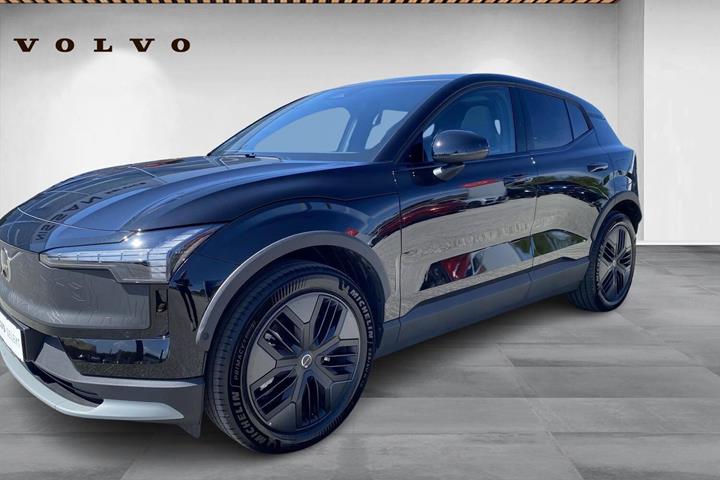 Sort Volvo EX30 Cross Country fra 2025