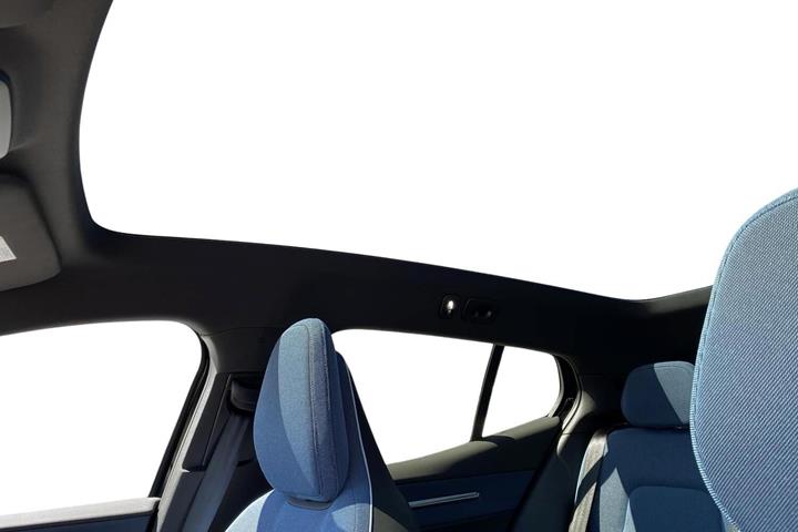 Sort Volvo EX30 Cross Country fra 2025