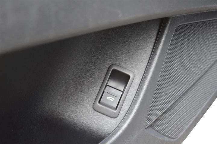 Grå Audi Q4 fra 2022