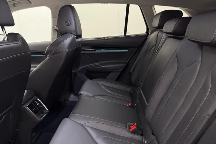 Sort Skoda Enyaq fra 2021