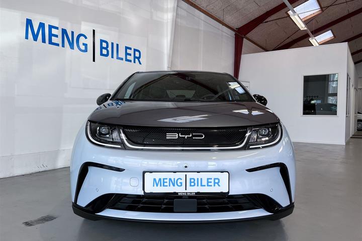 Hvid BYD Dolphin fra 2025