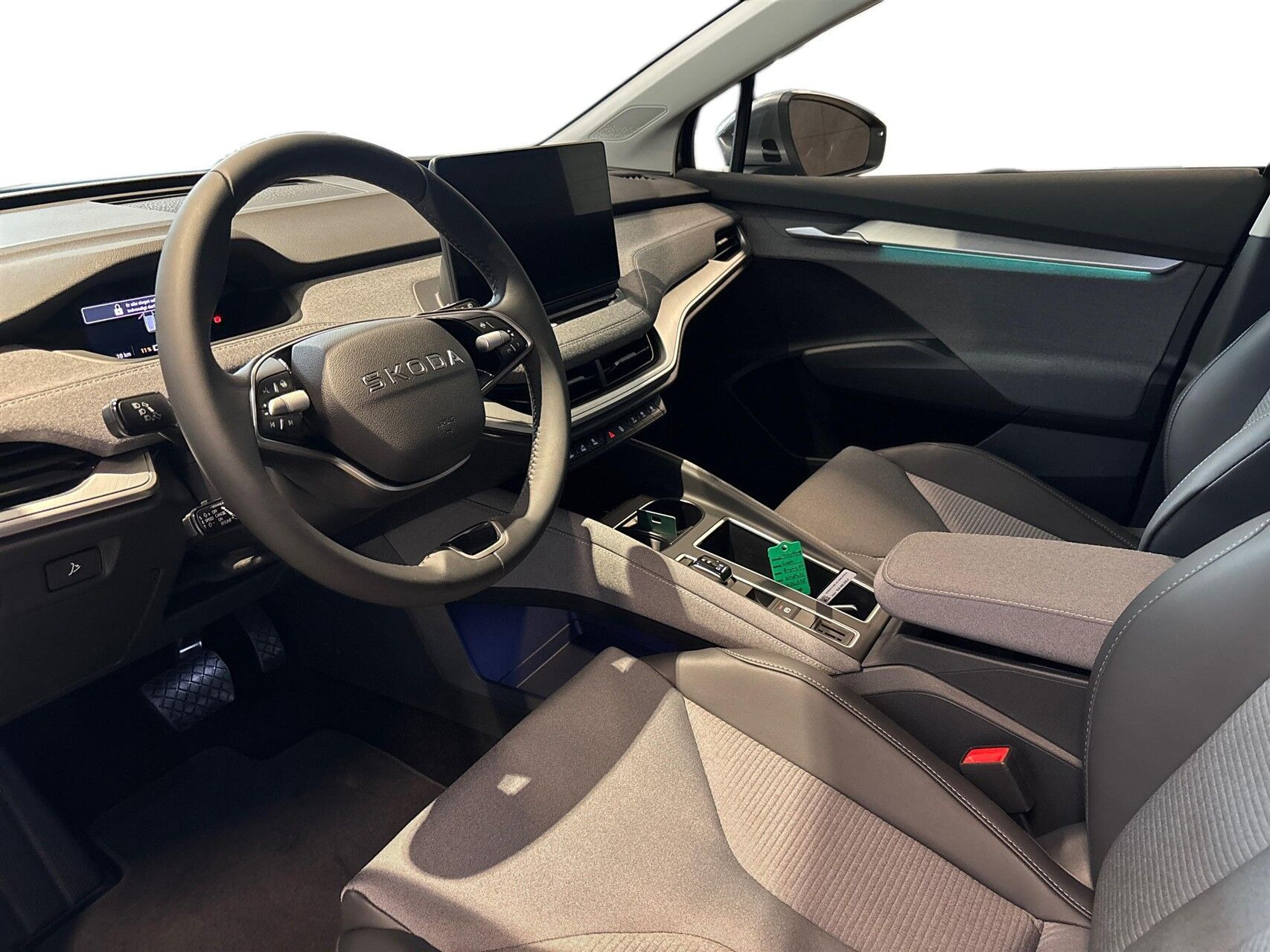 Grå Skoda Enyaq fra 2026