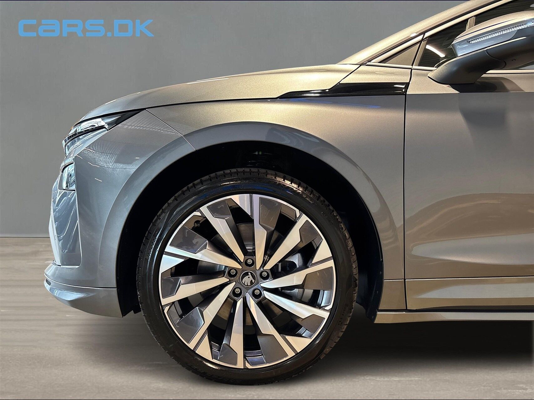 Grå Skoda Enyaq fra 2026