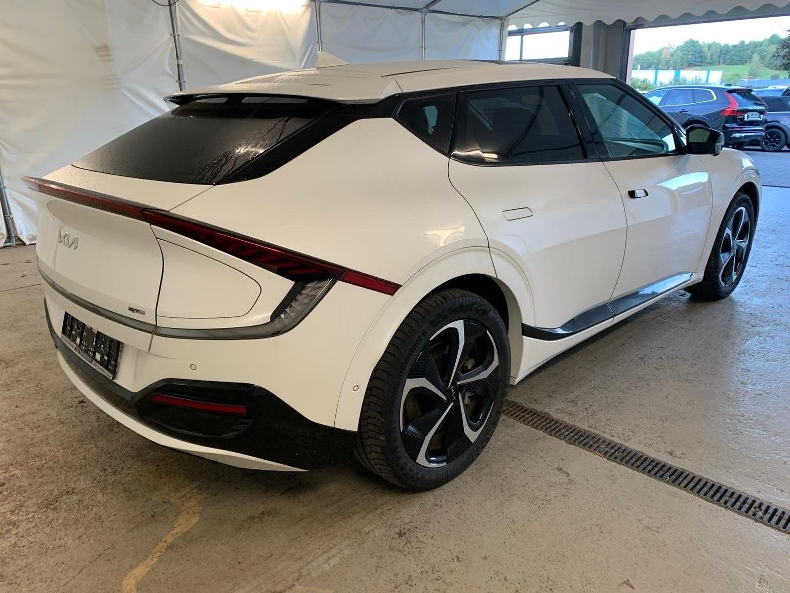 Hvid Kia EV6 fra 2024