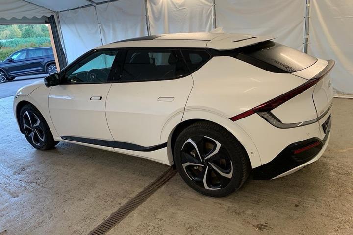 Hvid Kia EV6 fra 2024