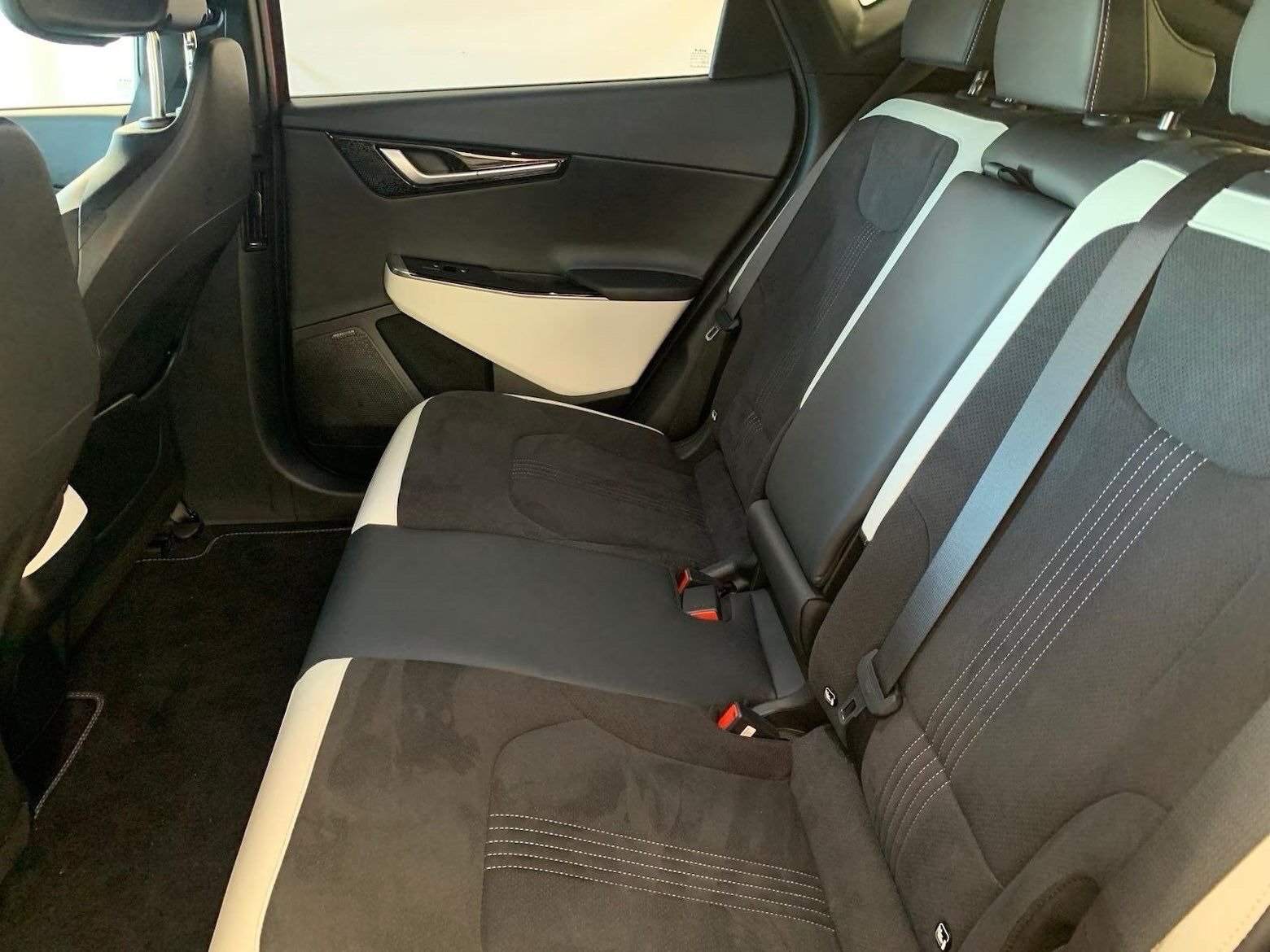 Rød Kia EV6 fra 2024