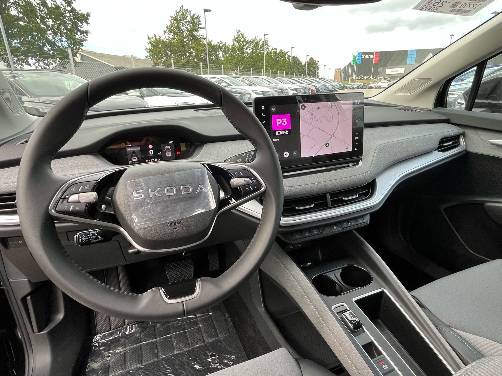 Sort Skoda Enyaq fra 2026