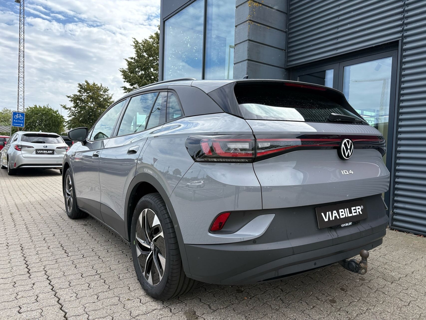 Grå VW ID.4 fra 2023