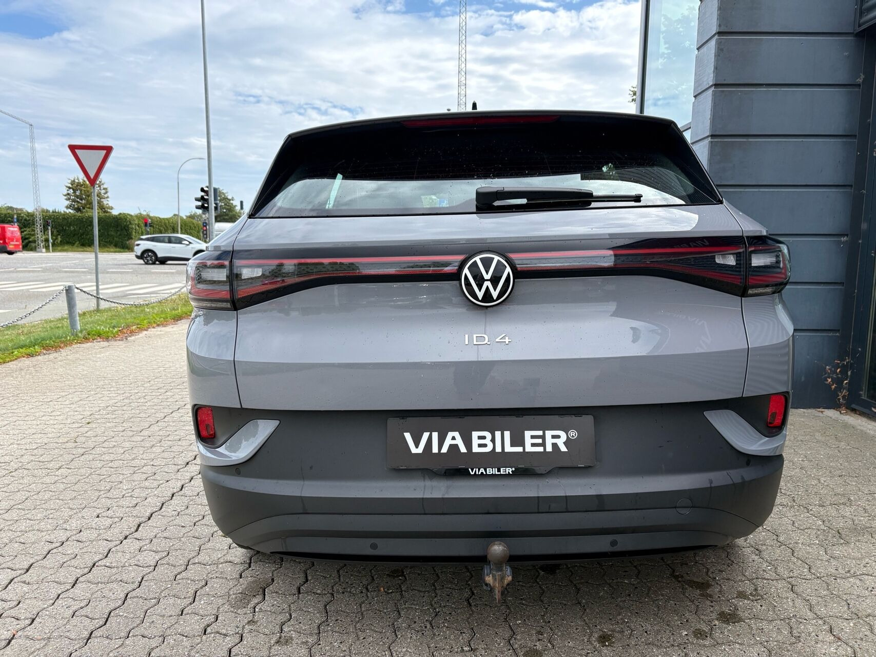 Grå VW ID.4 fra 2023