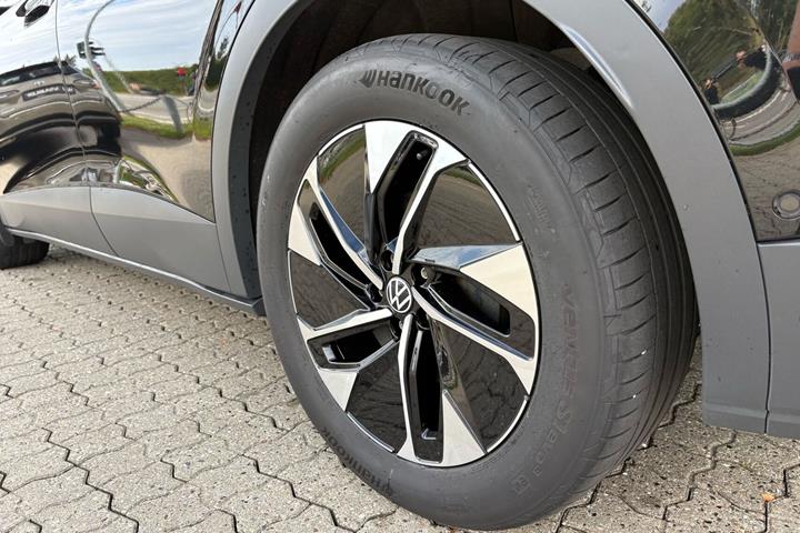 Sort VW ID.4 fra 2023
