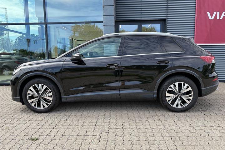 Sort Audi Q4 fra 2023