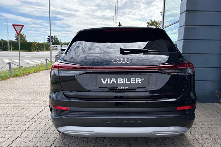 Sort Audi Q4 fra 2023