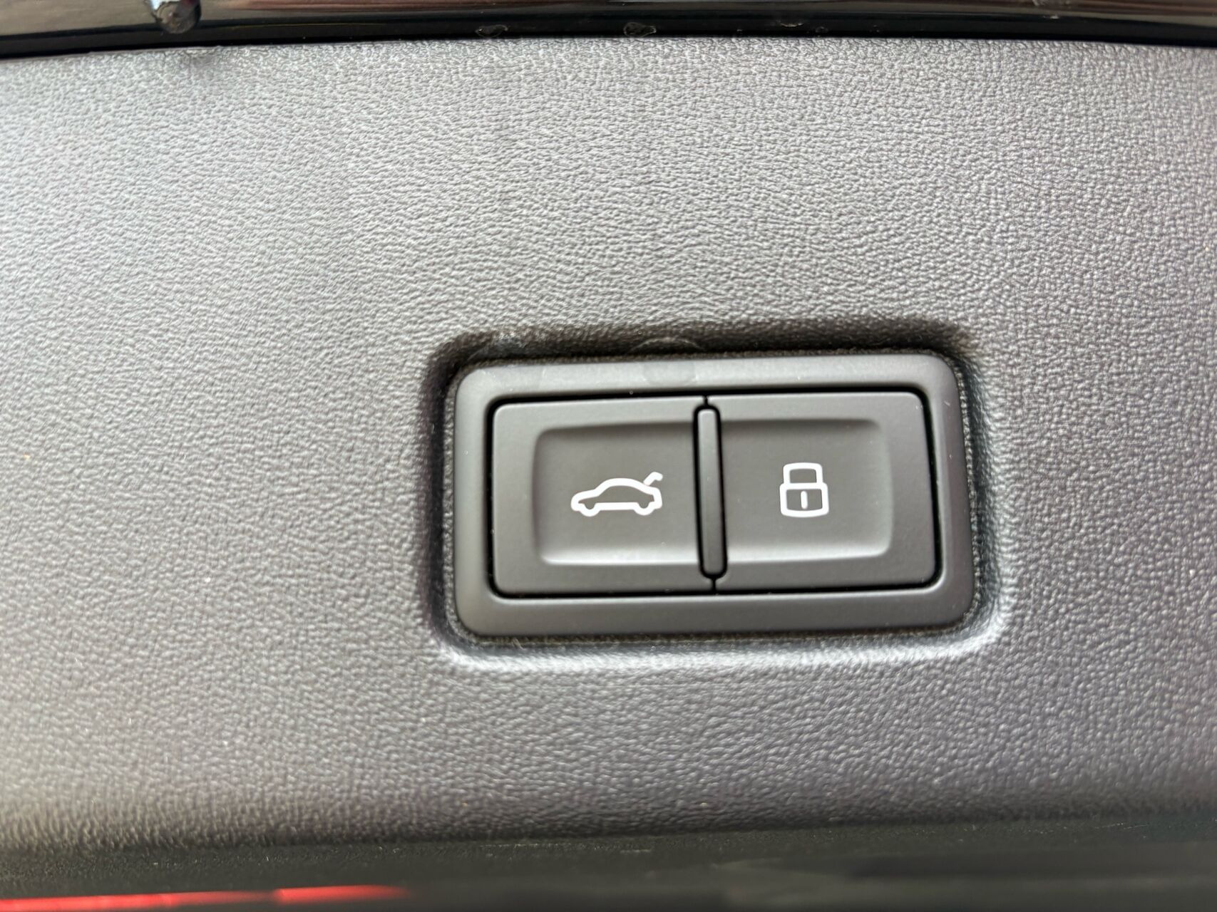 Sort Audi Q4 fra 2023