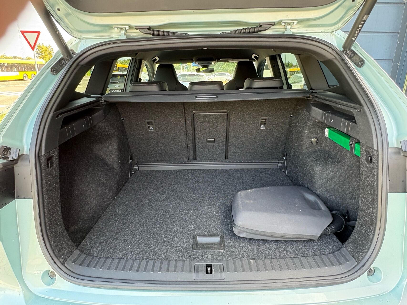 Grøn Skoda Enyaq fra 2021