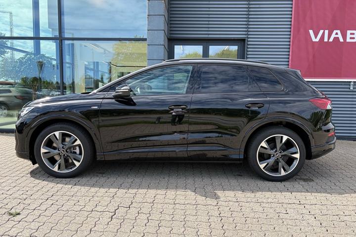 Sort Audi Q4 fra 2026